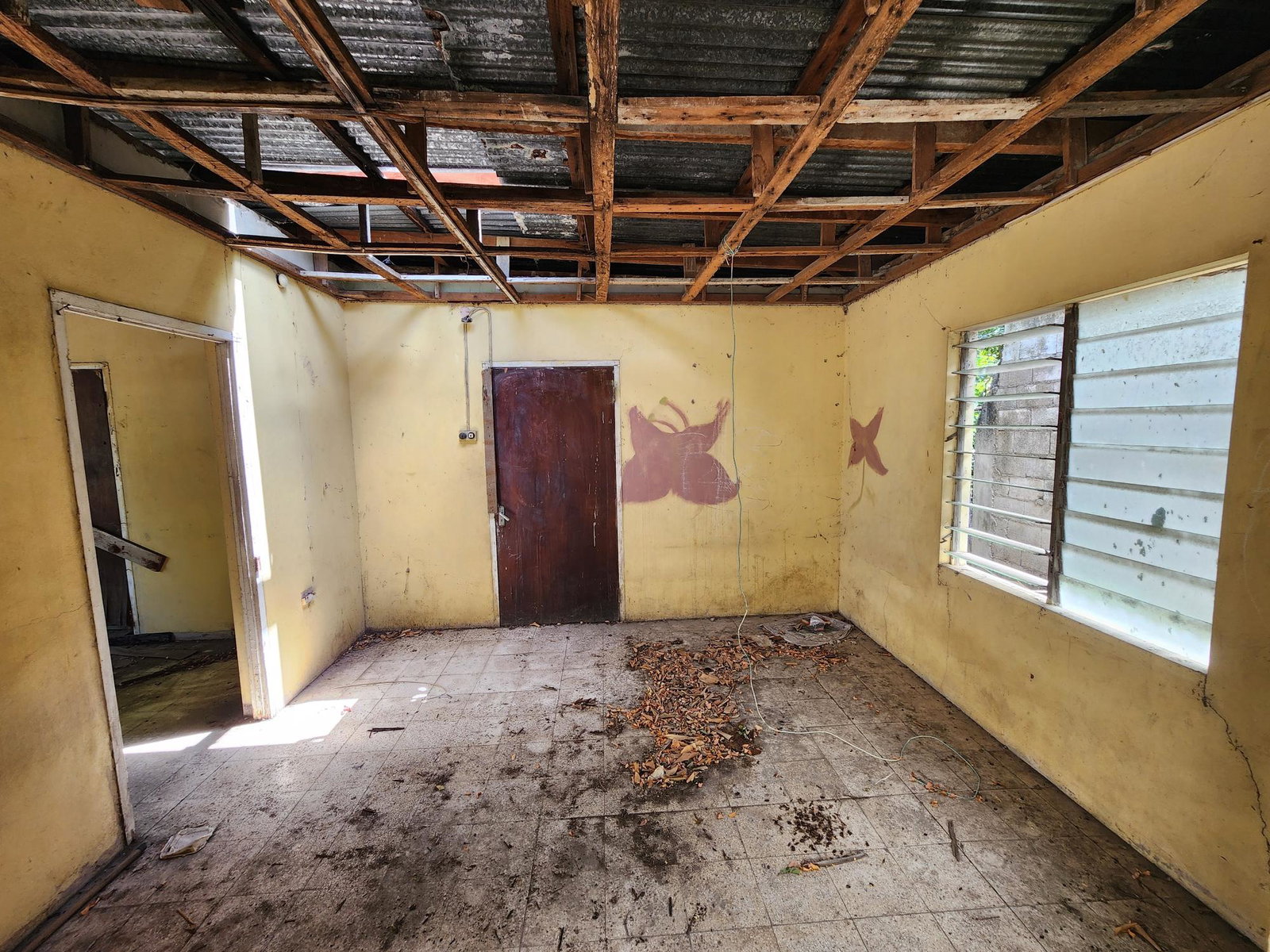 House-for-Sale-on-St.-Johns-Main-Road-St.-Catherine-Jamaica-36000-sq-ft-Lot Eighth image of 94 St. Johns Road in Spanish Town, St. Catherine, Jamaica - property is For Sale