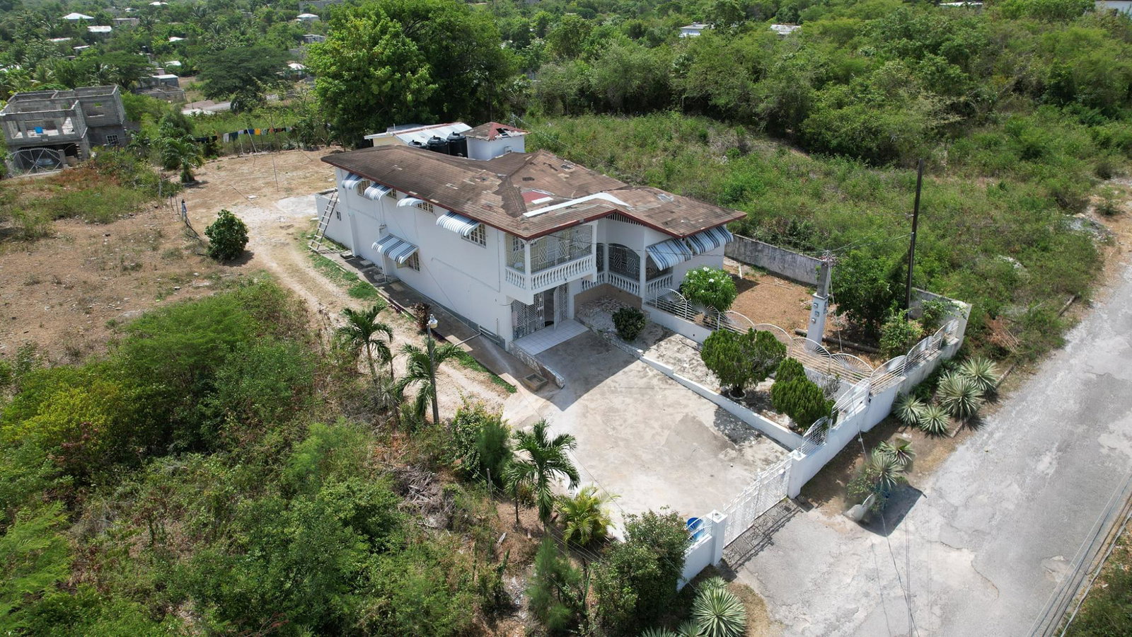 Second image of 58 West Park in May Pen, Clarendon, Jamaica - property is For Sale