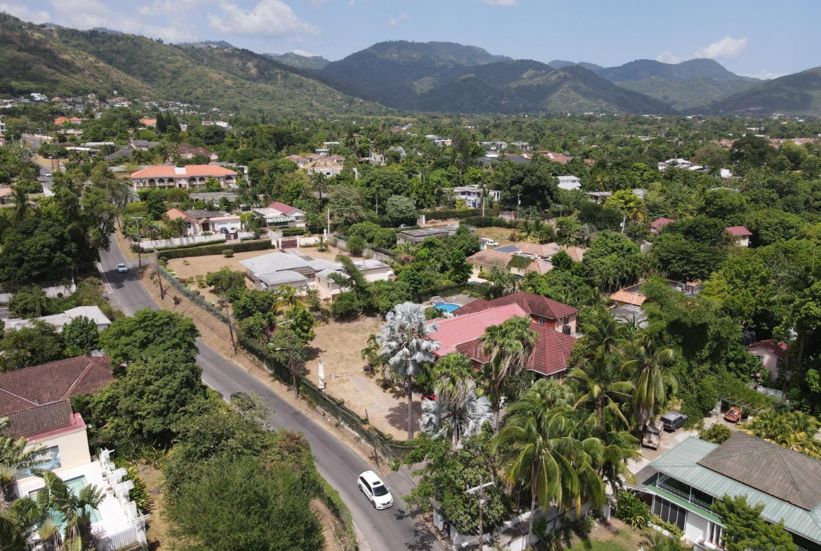 Fifth image of 11 Widcombe Rd. Kgn. 6 in Kingston 6, St. Andrew, Jamaica - property is For Sale