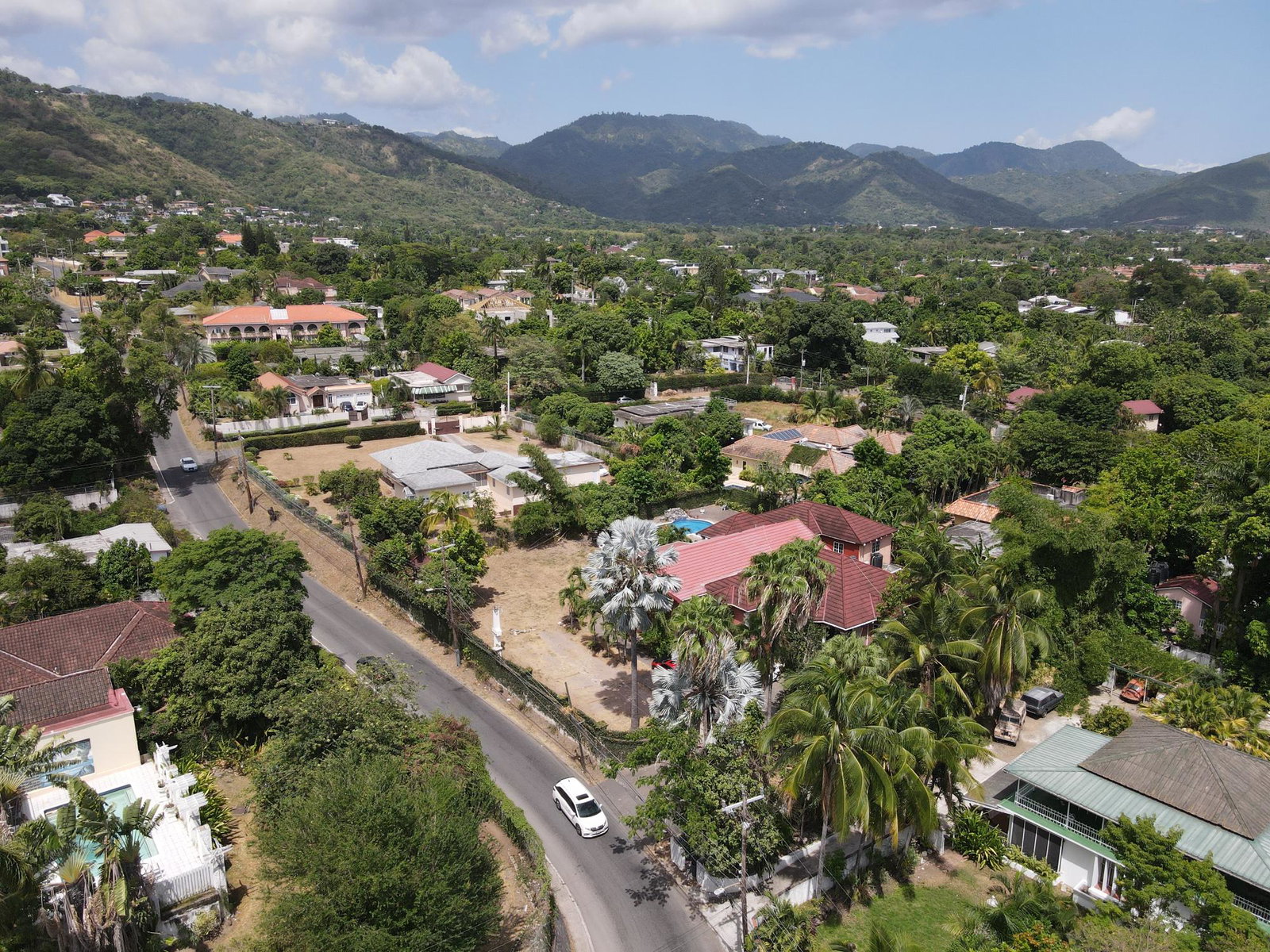 Fifth image of 11 Widcombe Rd. Kgn. 6 in Kingston 6, St. Andrew, Jamaica - property is For Sale