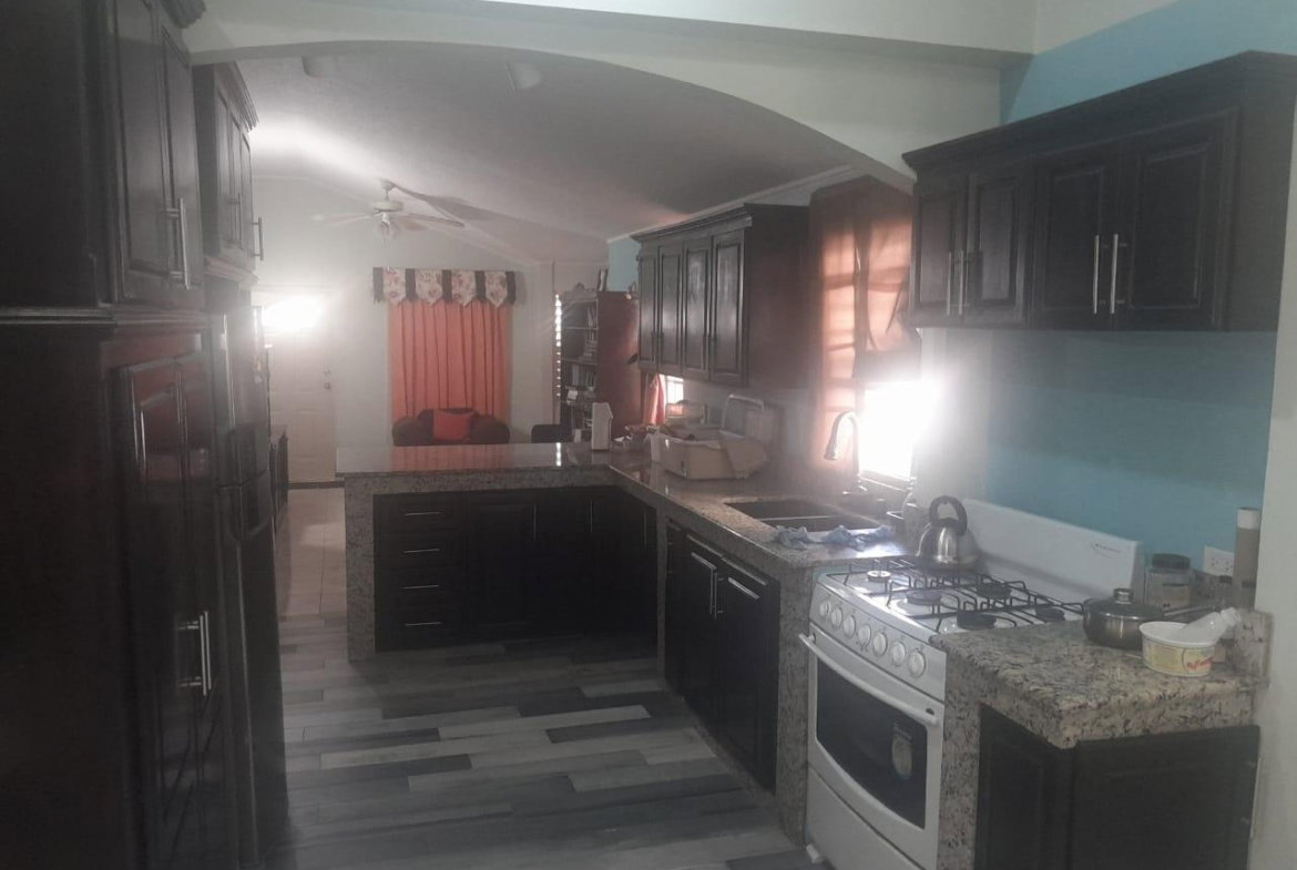 Fourteenth image of 116 Collingwood Circle in Portmore Country Club, St. Catherine, Jamaica - property is For Sale