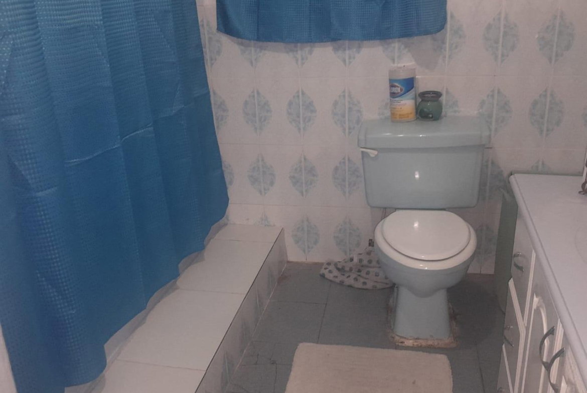 Ninth image of 116 Collingwood Circle in Portmore Country Club, St. Catherine, Jamaica - property is For Sale