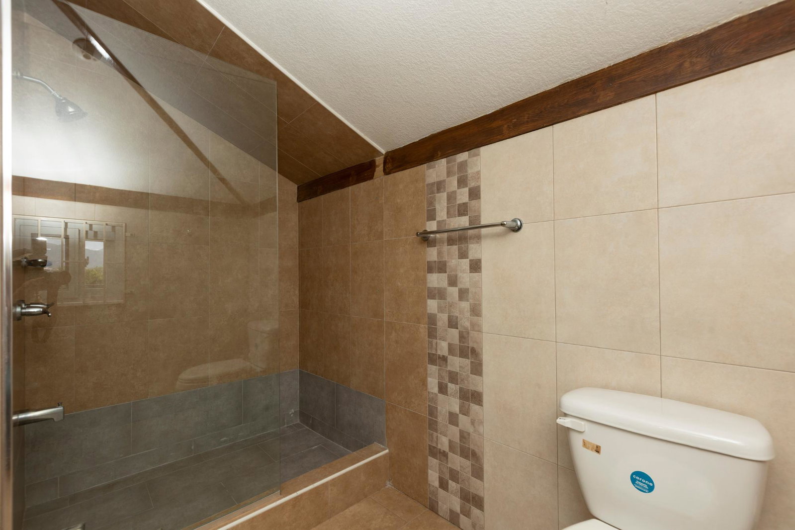 Luxurious-3-Bed-Penthouse-for-Sale-at-1-Kings-Drive-St.-Andrew-Jamaica Fourteenth image of 1 Kings Drive in Kingston 6, St. Andrew, Jamaica - property is For Sale