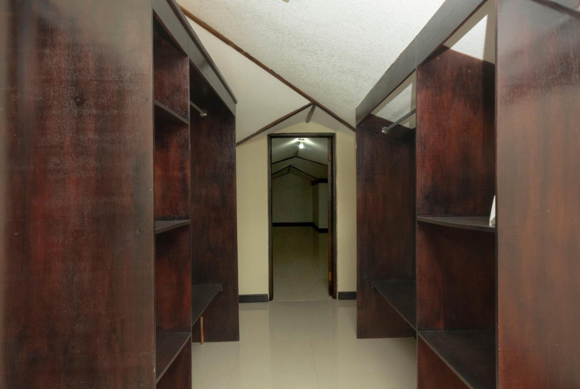Seventeenth image of 1 Kings Drive in Kingston 6, St. Andrew, Jamaica - property is For Sale