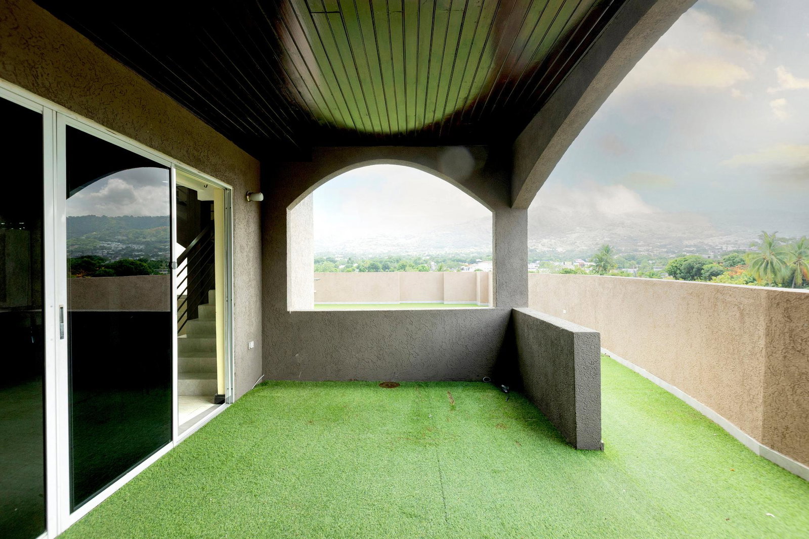 Luxurious-3-Bed-Penthouse-for-Sale-at-1-Kings-Drive-St.-Andrew-Jamaica Twenty-First image of 1 Kings Drive in Kingston 6, St. Andrew, Jamaica - property is For Sale