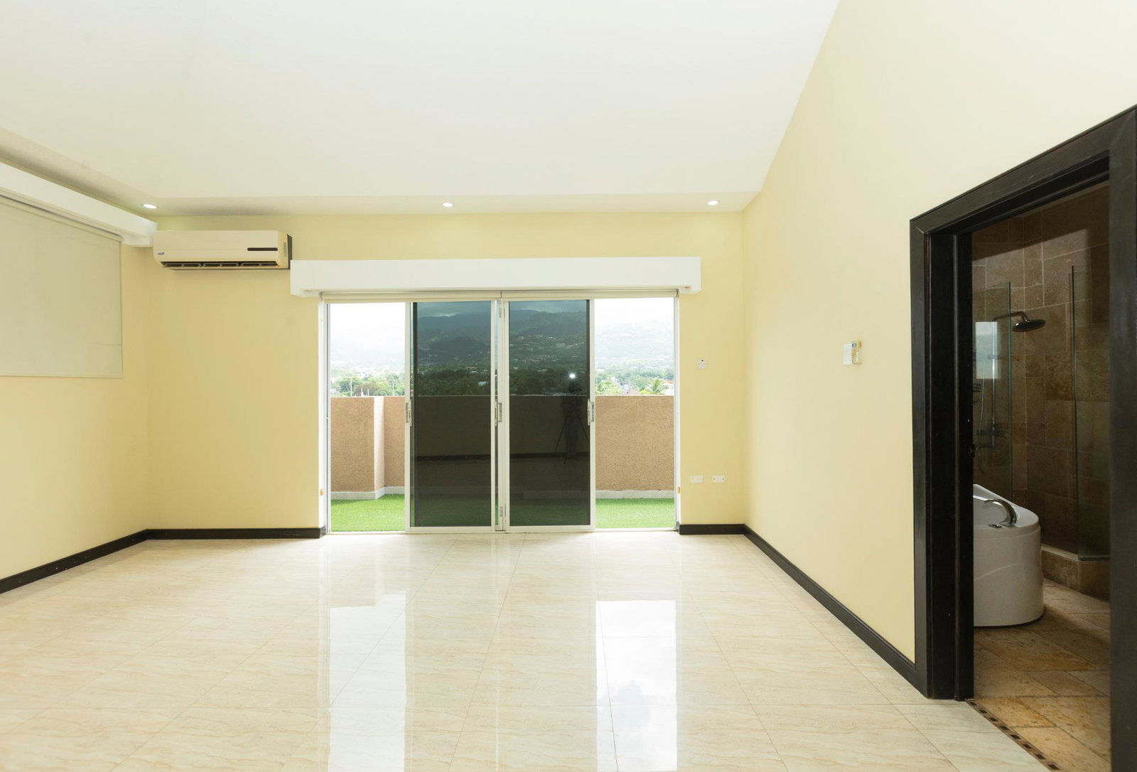 Luxurious-3-Bed-Penthouse-for-Sale-at-1-Kings-Drive-St.-Andrew-Jamaica Sixth image of 1 Kings Drive in Kingston 6, St. Andrew, Jamaica - property is For Sale