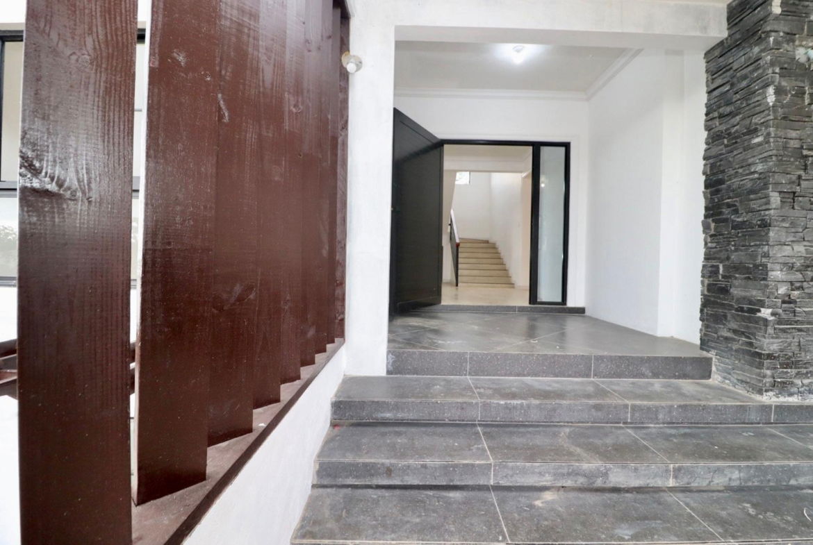 Fourth image of 19 Vantage Drive, Mandeville in Battersea, Manchester, Jamaica - property is For Rent