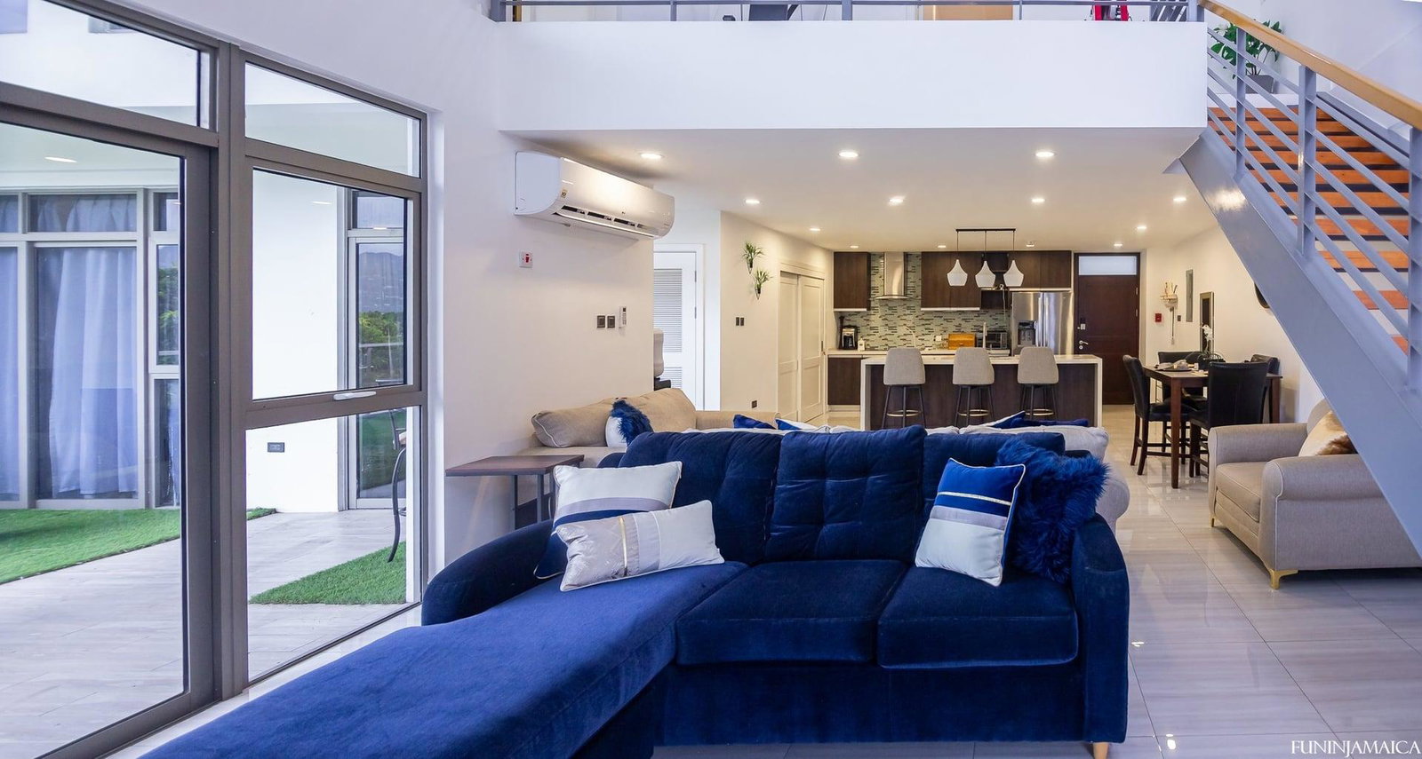 Luxurious-3-Bedroom-Penthouse-for-Rent-in-Kingston-8-St.-Andrew-Jamaica Fourth image of 406-41 Upper Waterloo Road in Kingston 8, St. Andrew, Jamaica - property is For Rent