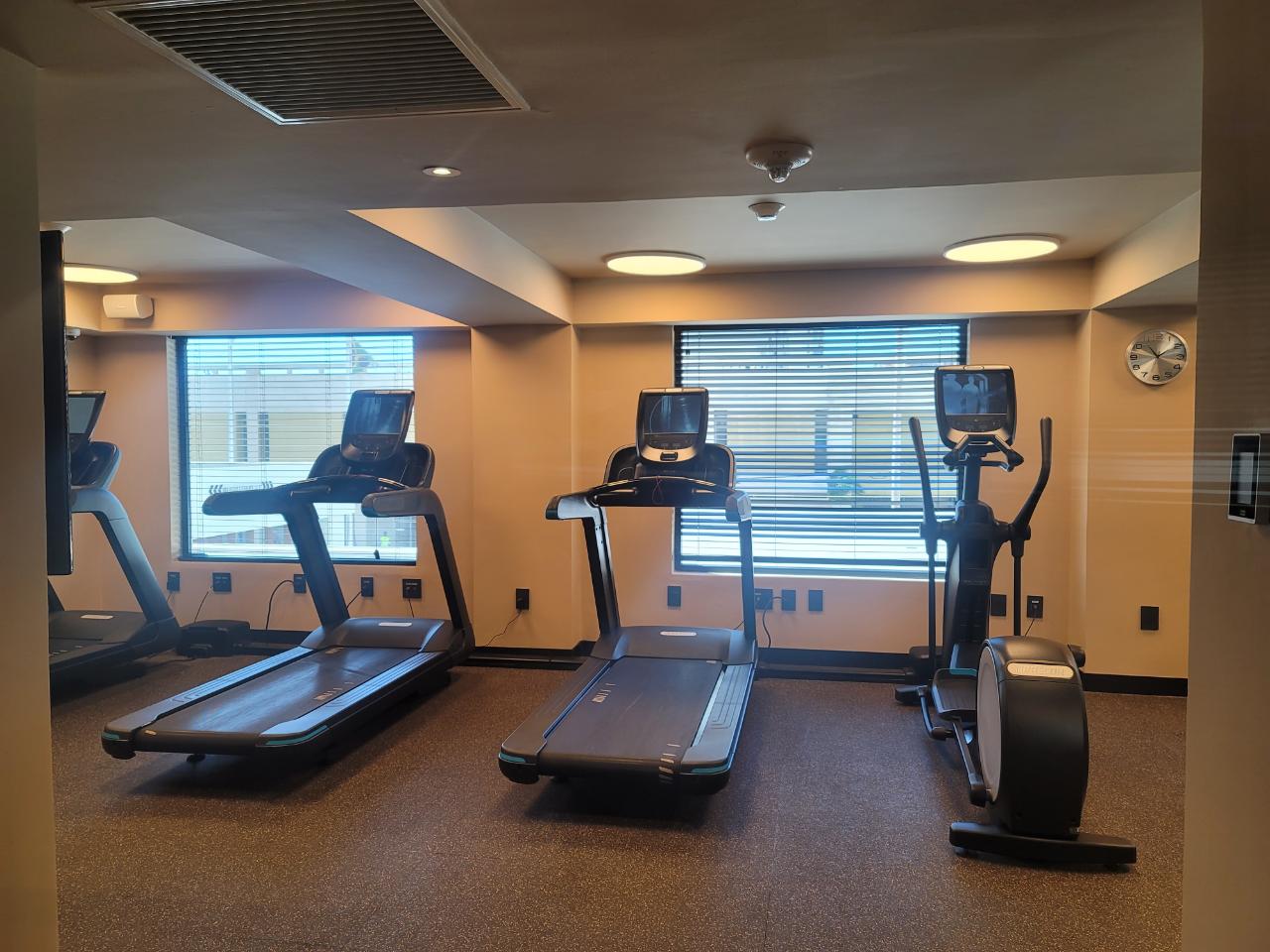 Twenty-Sixth image of 910-2-4 King Street in KINGSTON, Kingston, Jamaica - property is For Rent