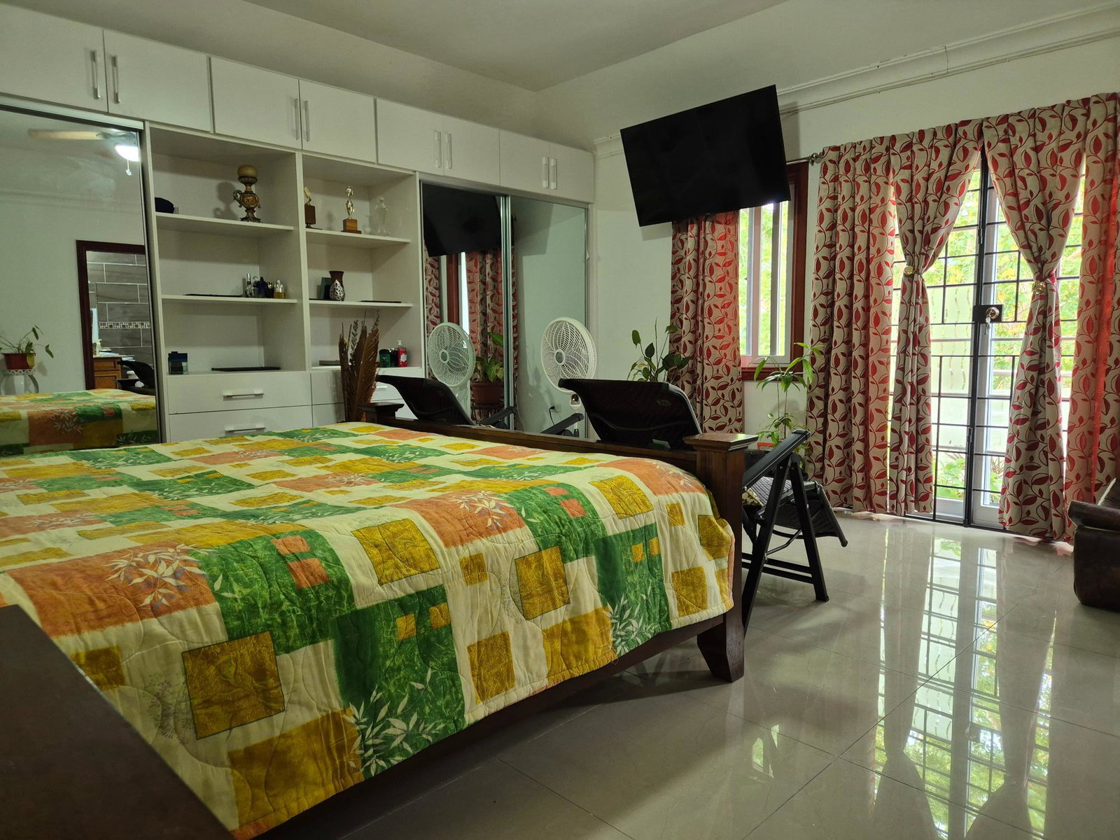 Tenth image of 20-22 Charlemont Avenue in Kingston 6, St. Andrew, Jamaica - property is For Rent