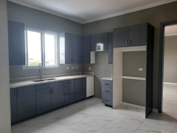Ninth image of 33-15 Seaview Avenue in Kingston 5, St. Andrew, Jamaica - property is For Rent