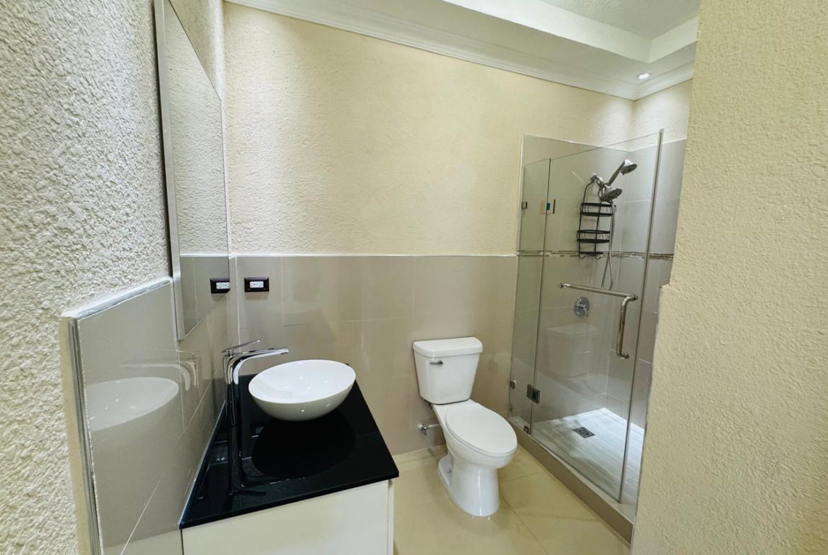 Sixteenth image of 7-9 Liguanea Ave, Kingston 6 in Kingston 6, St. Andrew, Jamaica - property is For Sale