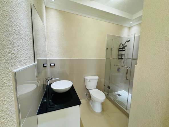 Sixteenth image of 7-9 Liguanea Ave, Kingston 6 in Kingston 6, St. Andrew, Jamaica - property is For Sale