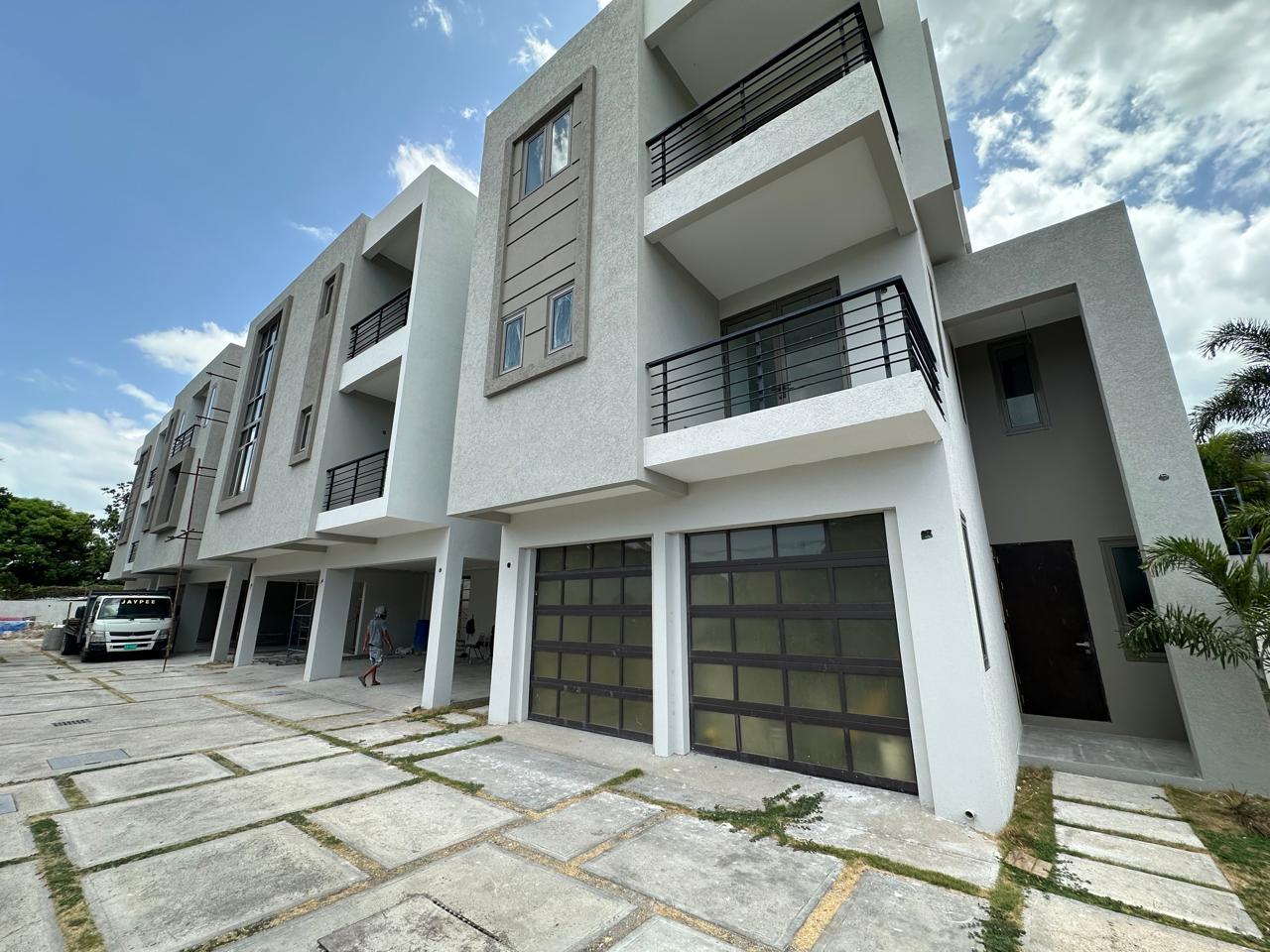 Luxury-2-Bedroom-Townhome-Style-Apartment-for-Sale-in-Kingston-6-Jamaica Second image of 1-10 Widcombe Road in Kingston 6, St. Andrew, Jamaica - property is For Sale
