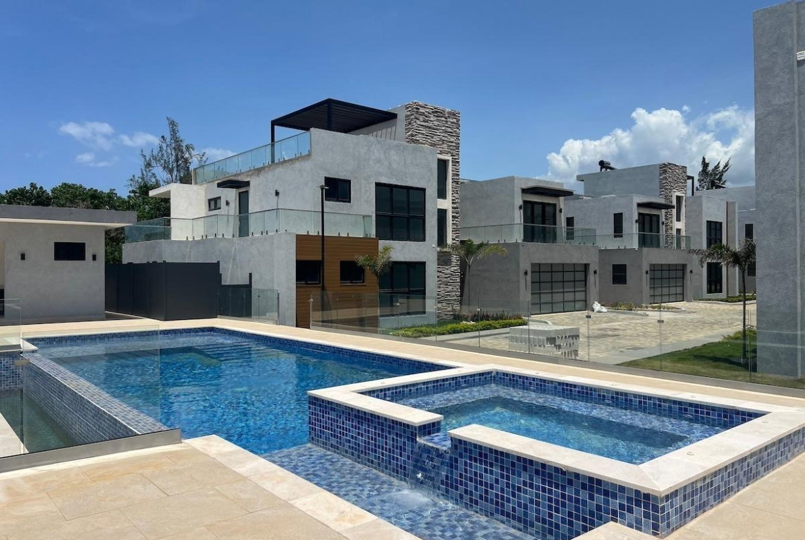 Twenty-First image of 13- Bengal Cove Villas in Ocho Rios, St. Ann, Jamaica - property is For Sale