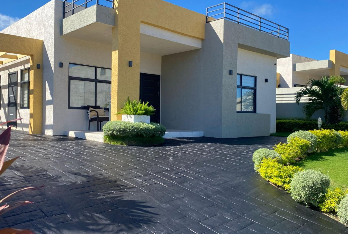 First image of 78 Pyramid Point in Ocho Rios, St. Ann, Jamaica - property is For Rent