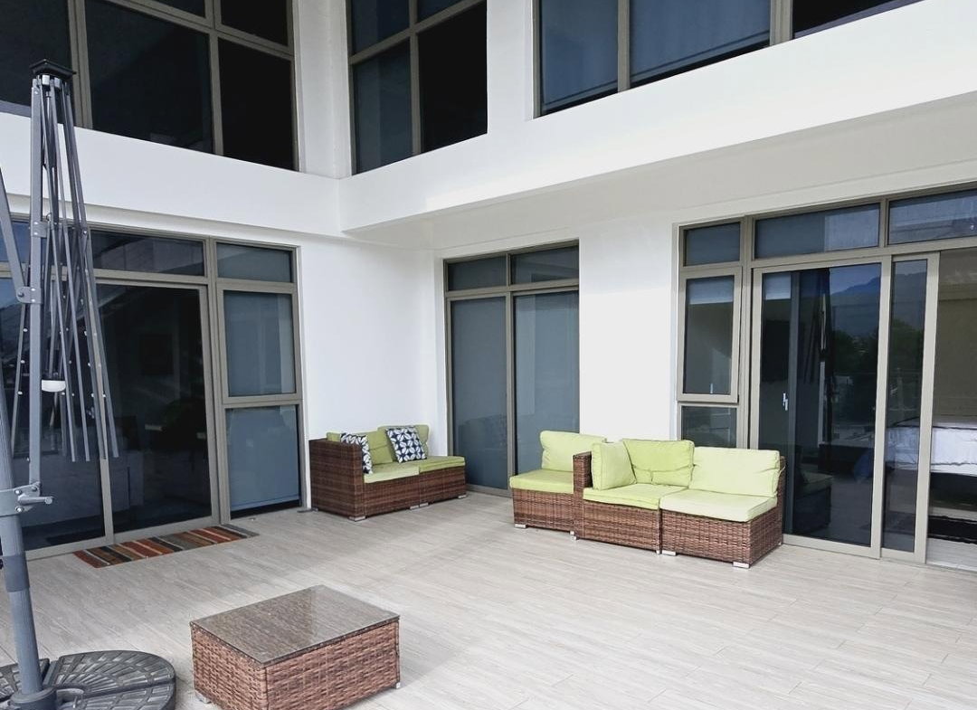 Seventeenth image of 401-41 Upper Waterloo Road in Kingston 10, St. Andrew, Jamaica - property is For Rent