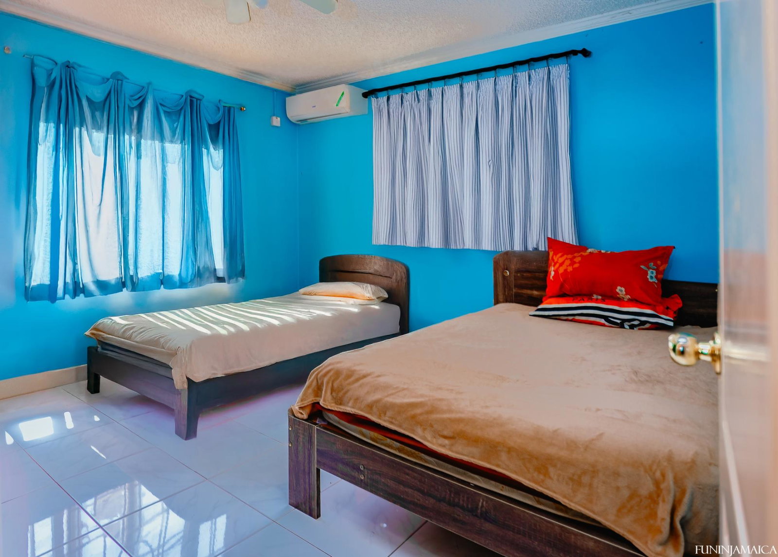 Twelfth image of 229- East Mountain Pride Avenu in Kingston 6, St. Andrew, Jamaica - property is For Sale