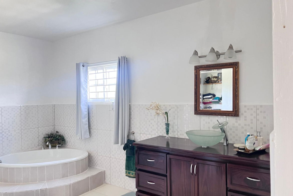 Sixteenth image of 6 Vale Royal in Duncans, Trelawny, Jamaica - property is For Rent