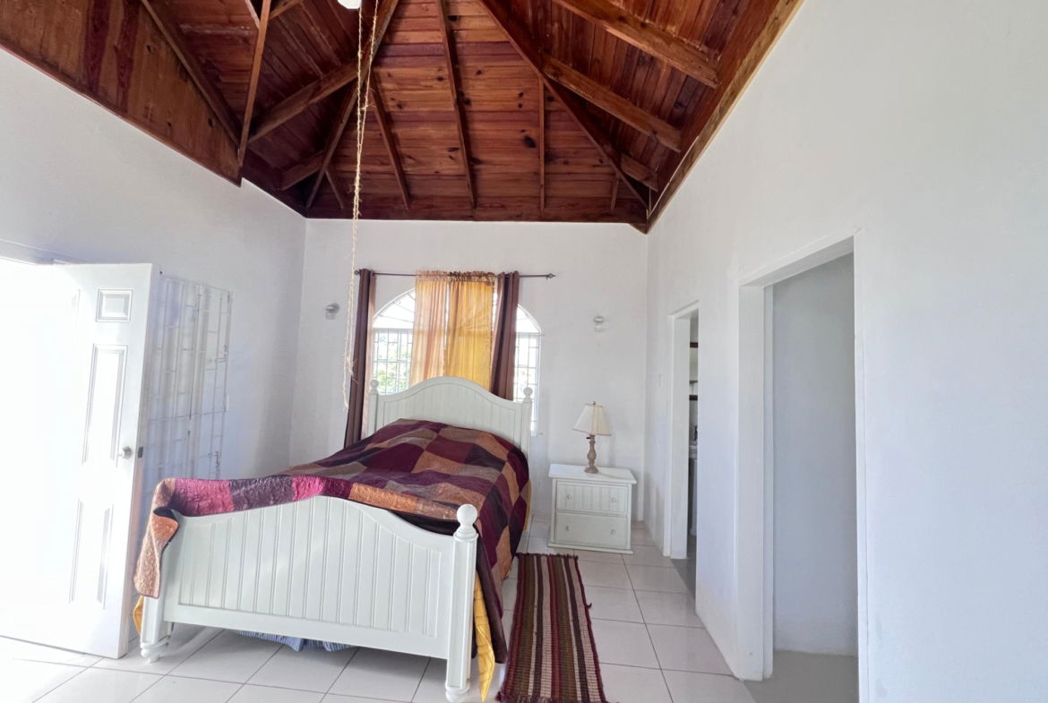 Fourth image of 6 Vale Royal in Duncans, Trelawny, Jamaica - property is For Rent