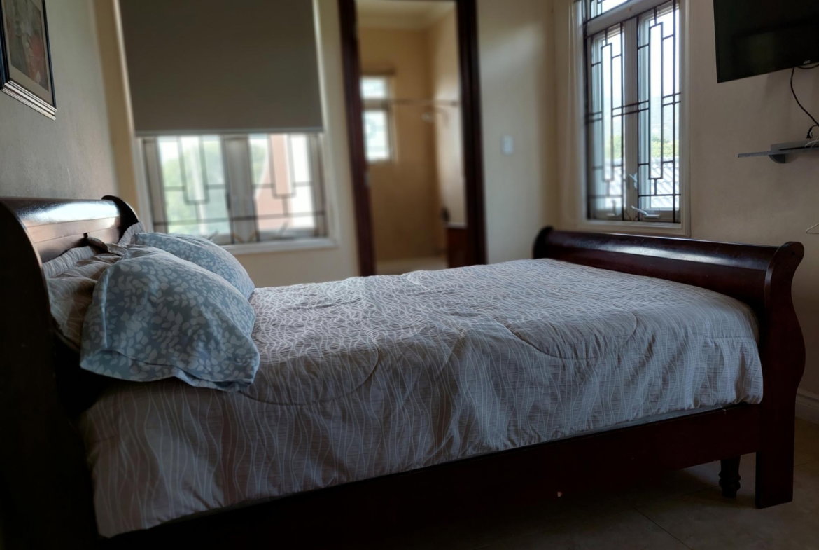 Nineteenth image of 1 31 Hopefield Avenue in Kingston 6, St. Andrew, Jamaica - property is For Sale