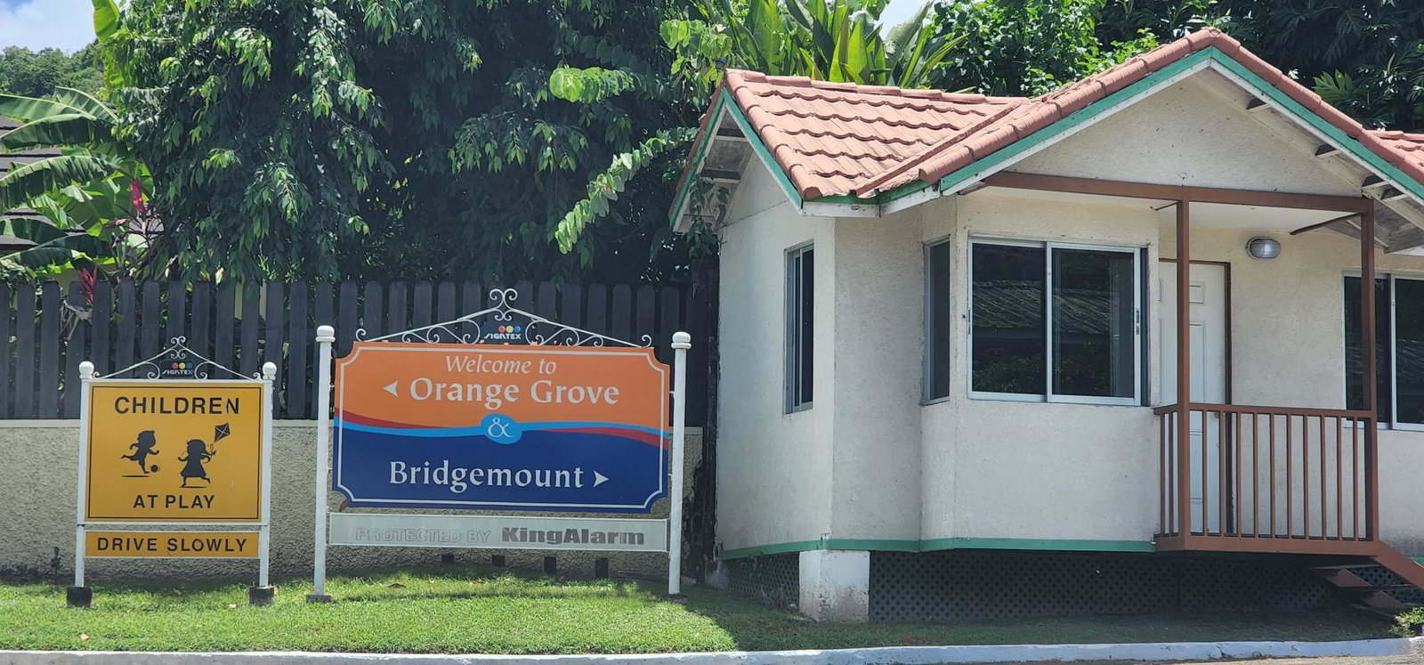 Second image of 45 Bridgemount Park in Kingston 8, St. Andrew, Jamaica - property is For Sale