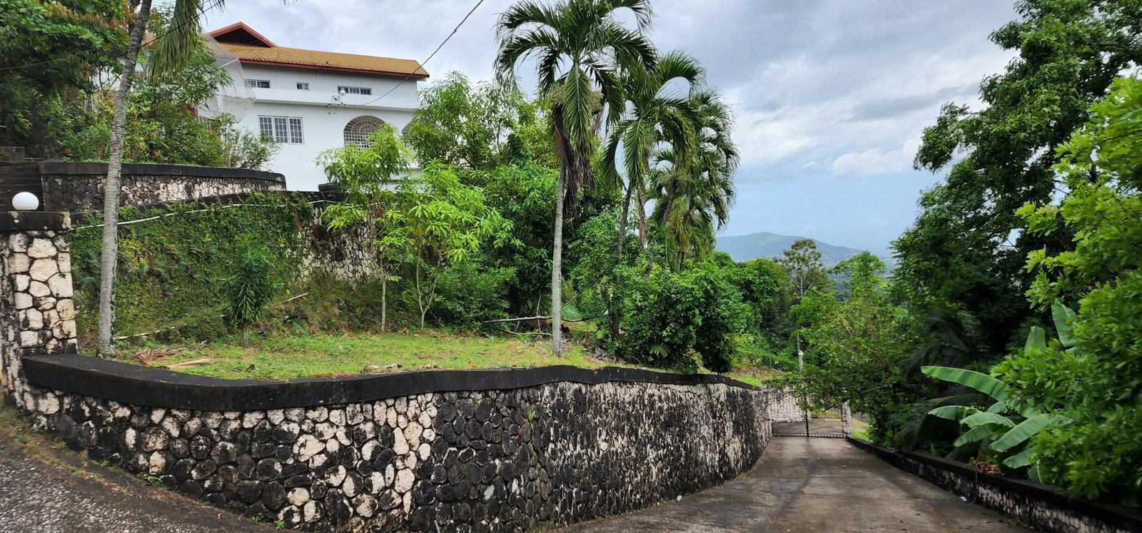 Tenth image of 45 Bridgemount Park in Kingston 8, St. Andrew, Jamaica - property is For Sale