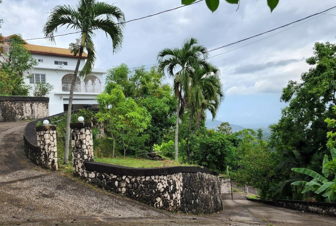 Eleventh image of 45 Bridgemount Park in Kingston 8, St. Andrew, Jamaica - property is For Sale