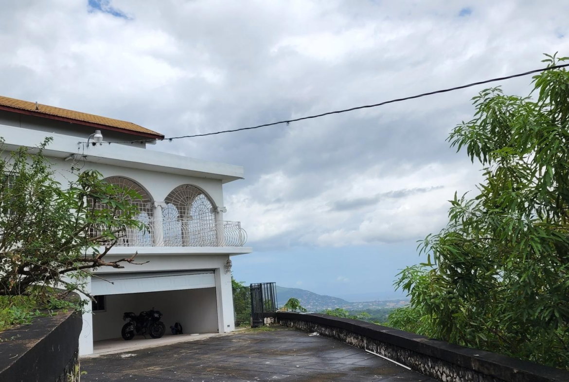 Fourteenth image of 45 Bridgemount Park in Kingston 8, St. Andrew, Jamaica - property is For Sale