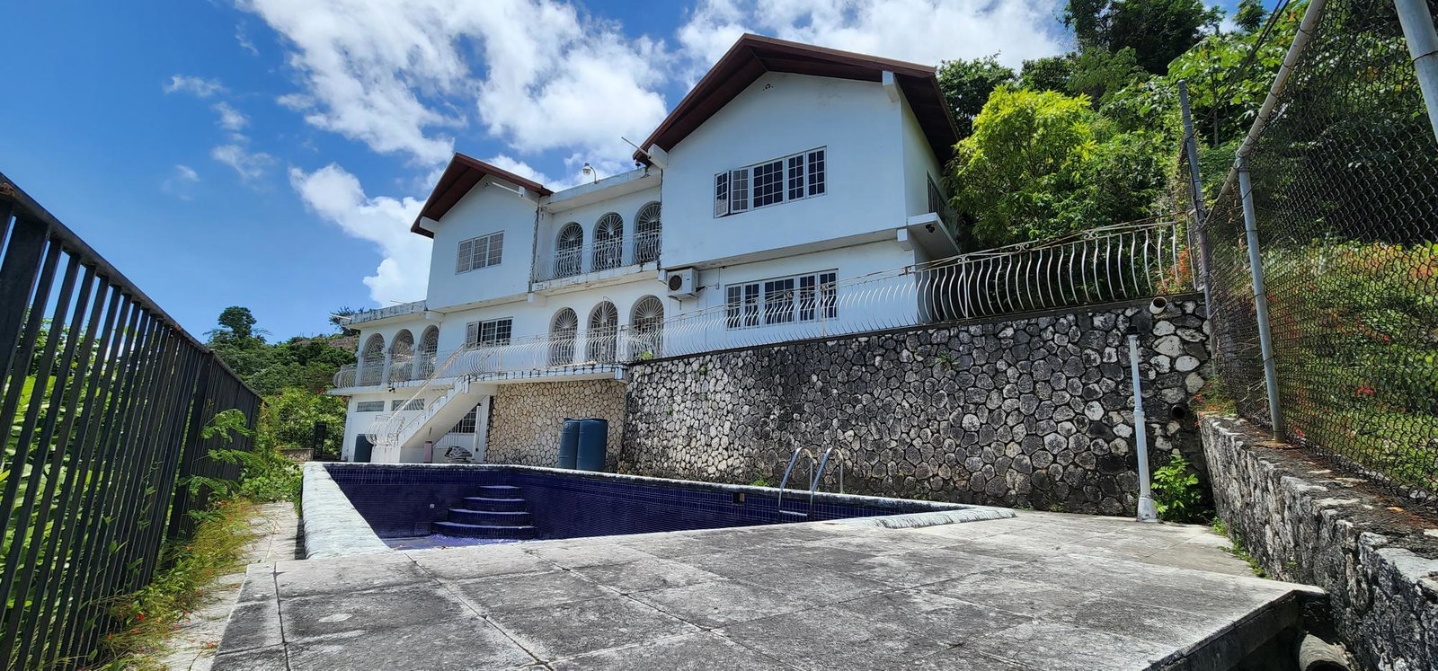 Fifteenth image of 45 Bridgemount Park in Kingston 8, St. Andrew, Jamaica - property is For Sale