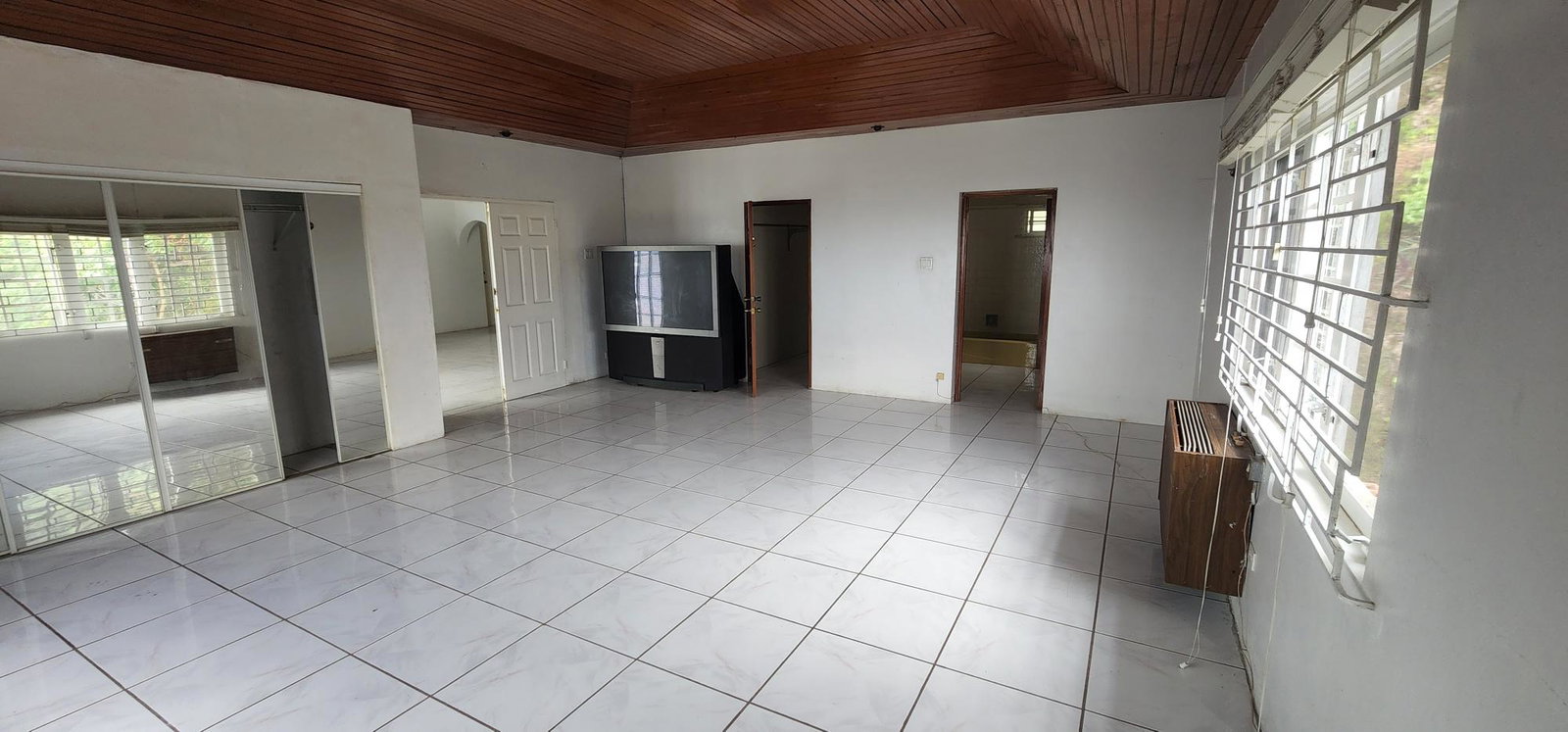 Twenty-Ninth image of 45 Bridgemount Park in Kingston 8, St. Andrew, Jamaica - property is For Sale