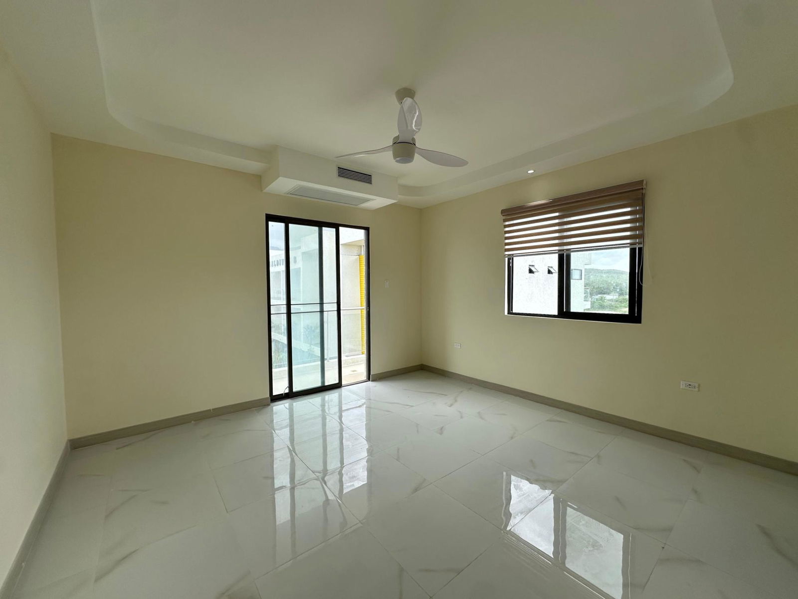 Luxury-Beachfront-Apartments-Villas-for-Sale-in-St.-Ann-Jamaica-Paradisiac-Beach-Club Thirteenth image of G203- Paradisiac Beach Club, on in Ocho Rios, St. Ann, Jamaica - property is For Sale