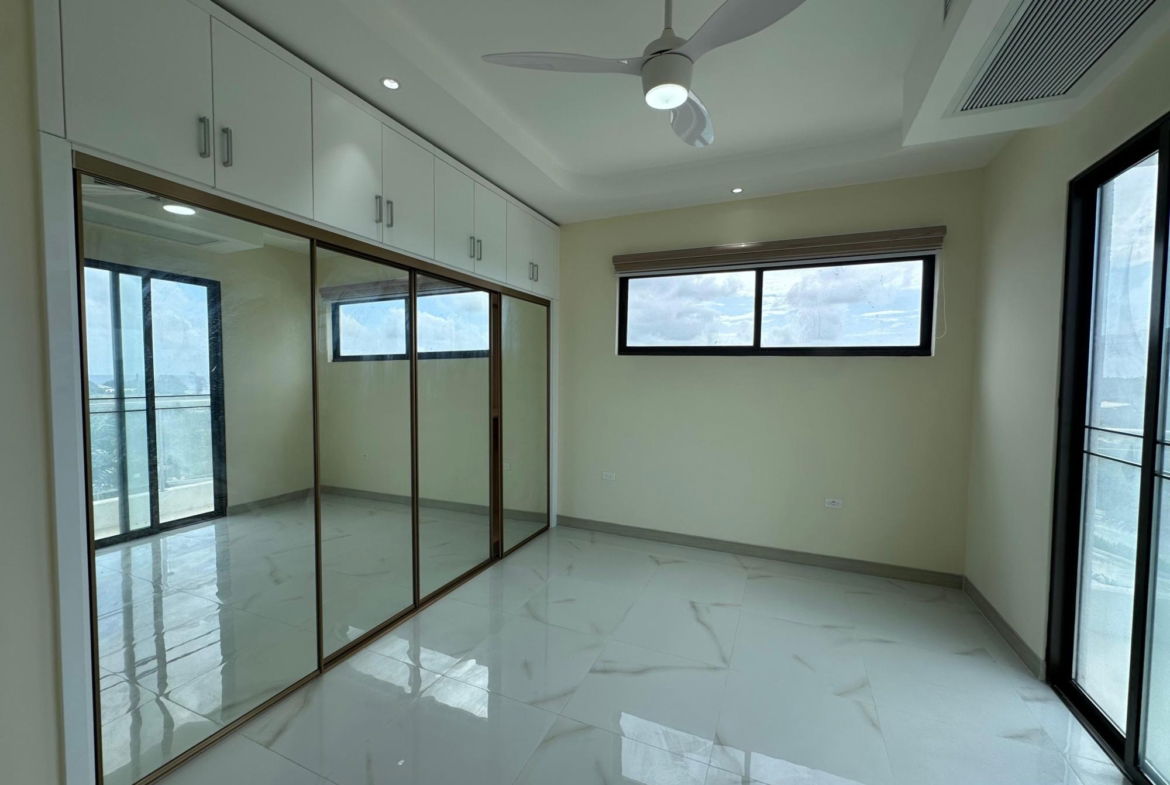 Eighteenth image of H302- Paradisiac Beach Club, on in Ocho Rios, St. Ann, Jamaica - property is For Sale