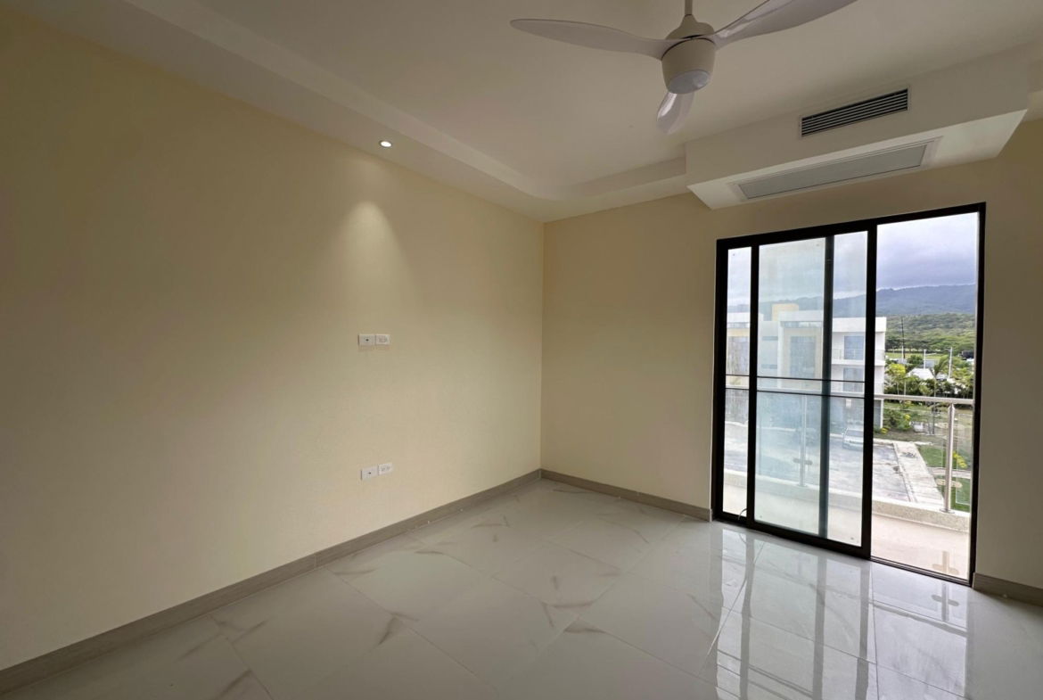 Seventh image of H302- Paradisiac Beach Club, on in Ocho Rios, St. Ann, Jamaica - property is For Sale