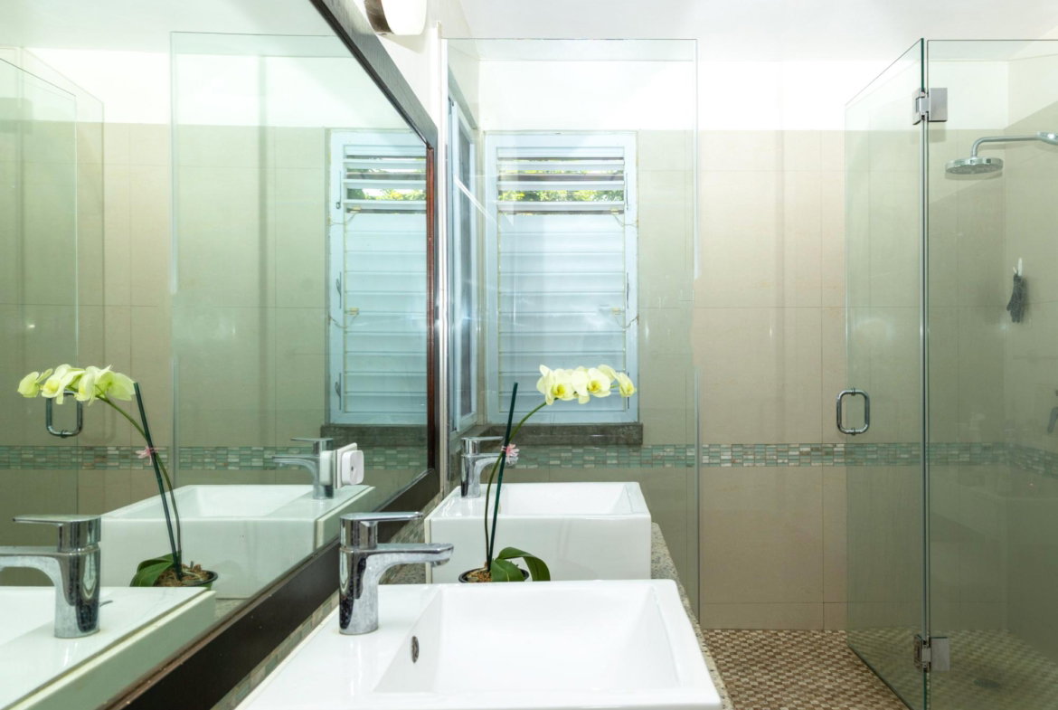 Thirteenth image of 4 Montclair Drive in Kingston 6, St. Andrew, Jamaica - property is For Sale