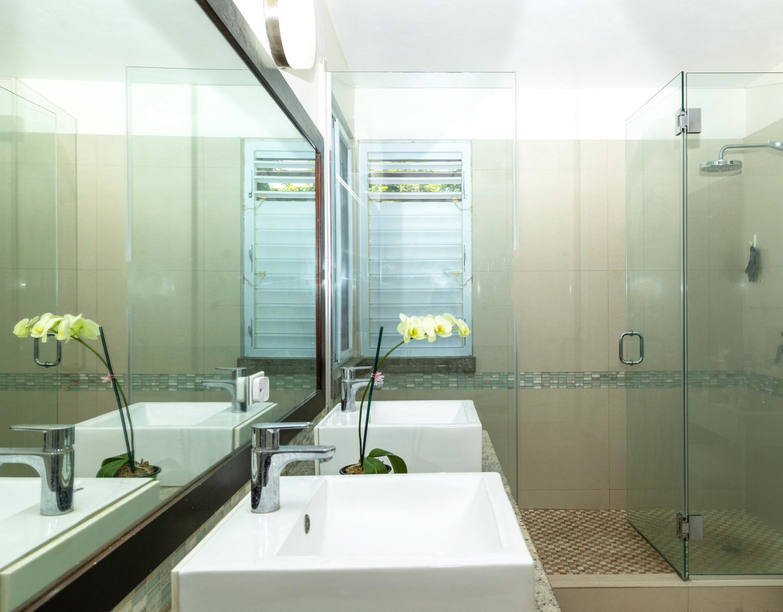 Thirteenth image of 4 Montclair Drive in Kingston 6, St. Andrew, Jamaica - property is For Sale