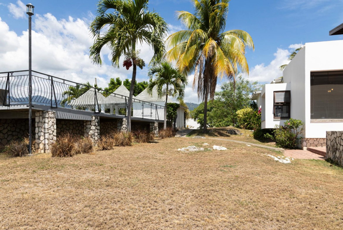 Seventeenth image of 4 Montclair Drive in Kingston 6, St. Andrew, Jamaica - property is For Sale