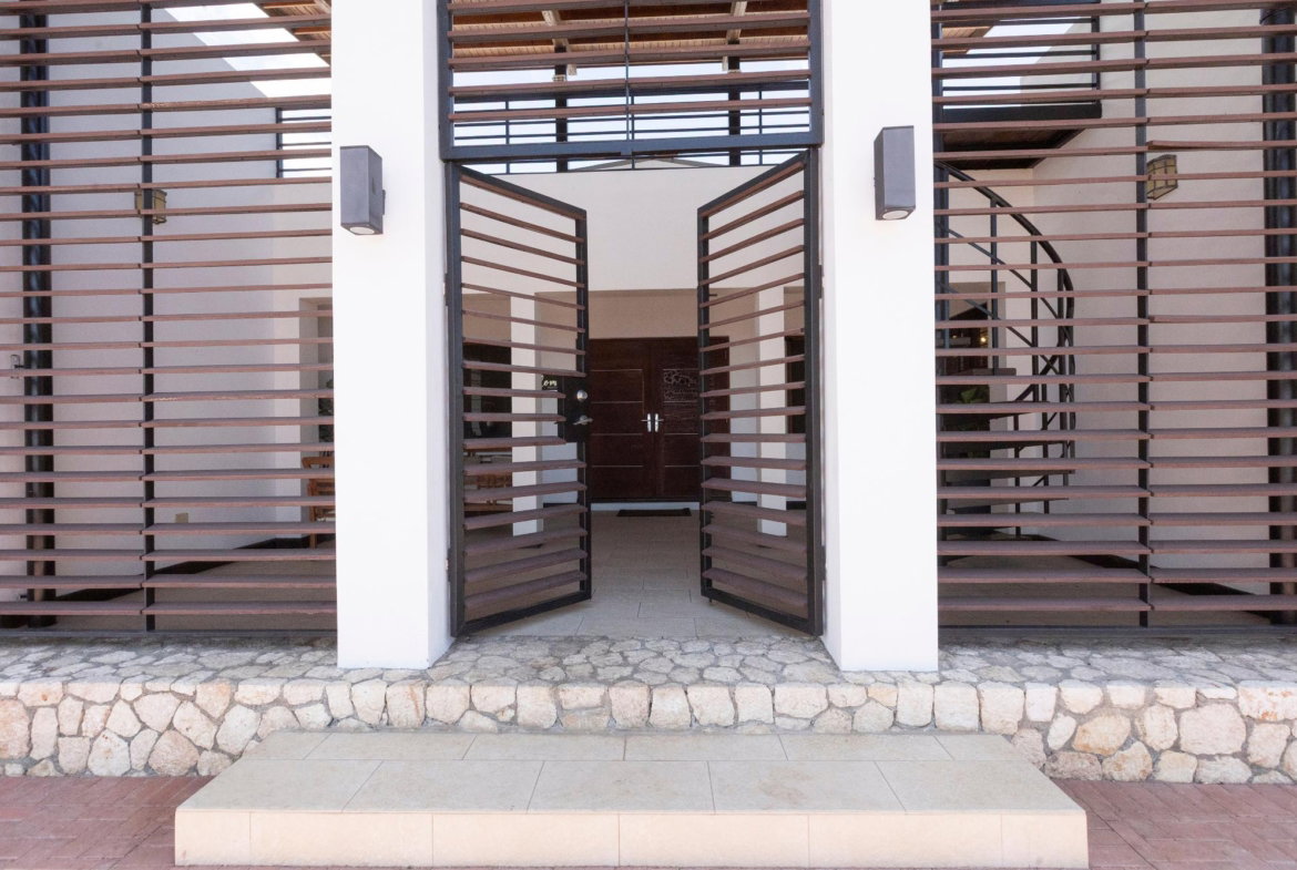 Sixth image of 4 Montclair Drive in Kingston 6, St. Andrew, Jamaica - property is For Sale