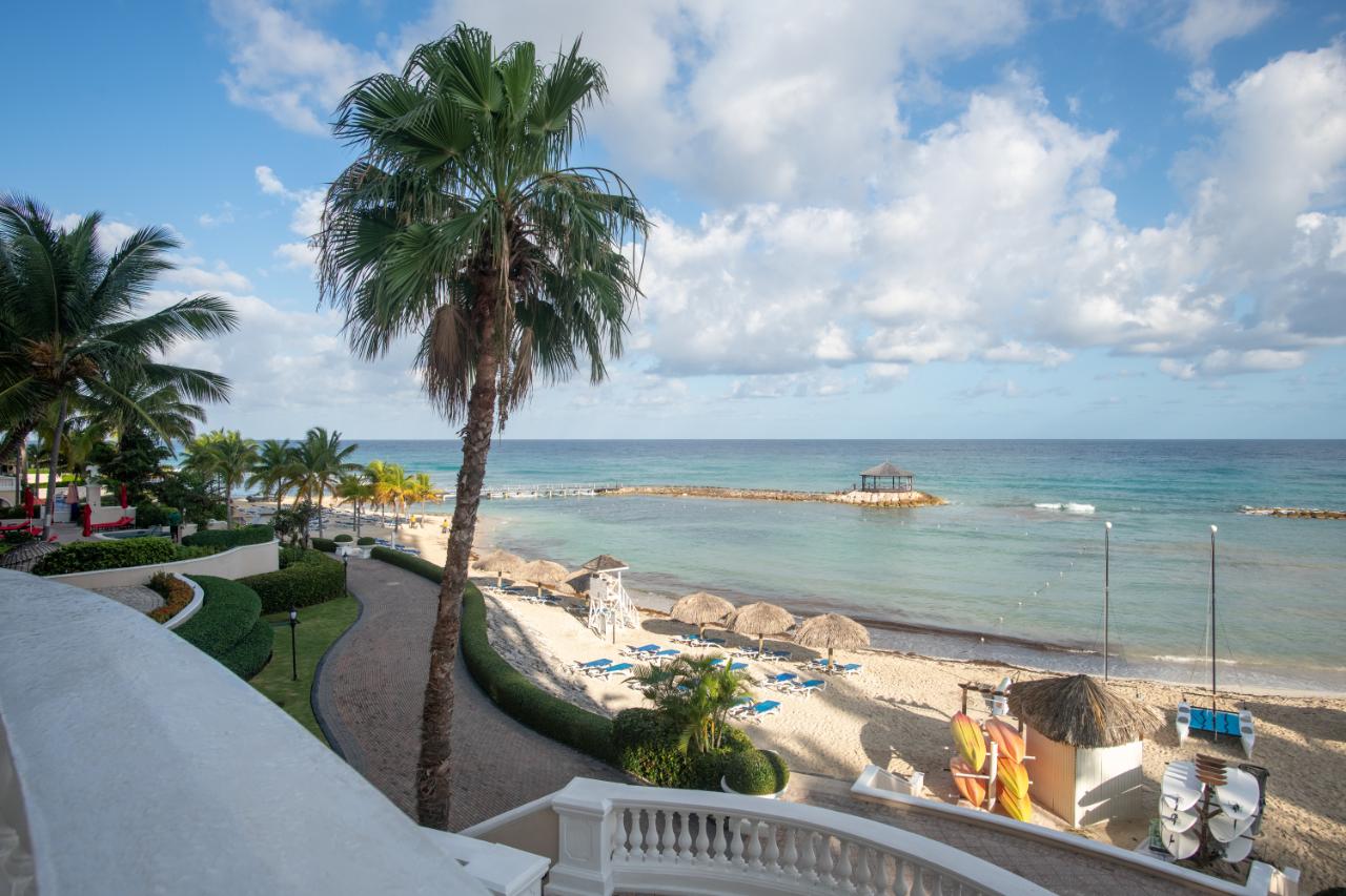 Twenty-Eighth image of A707 Jewel Grande Resort in Montego Bay, St. James, Jamaica - property is For Sale