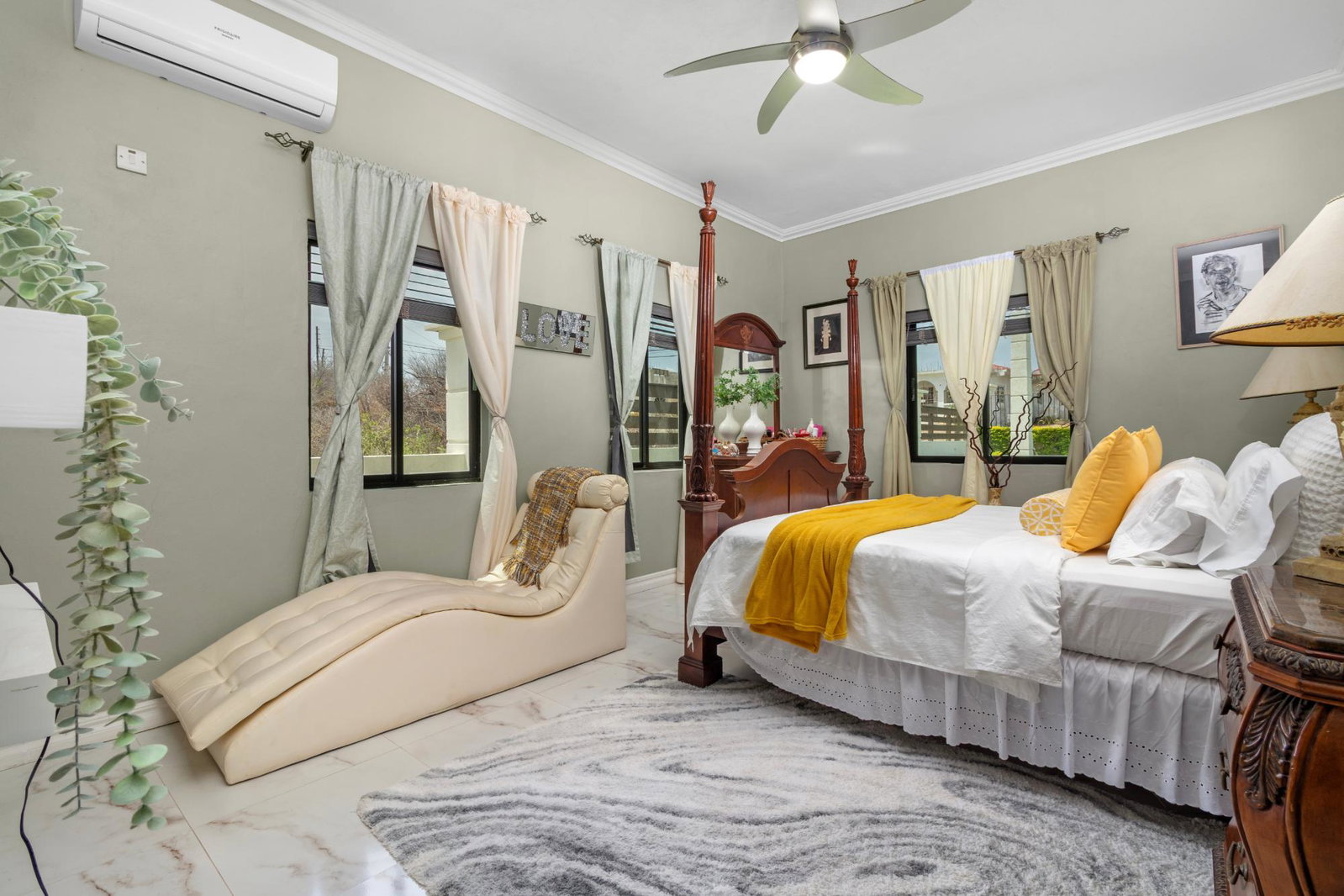 Eleventh image of Sandhills Circle in HELLSHIRE HILLS, St. Catherine, Jamaica - property is For Sale