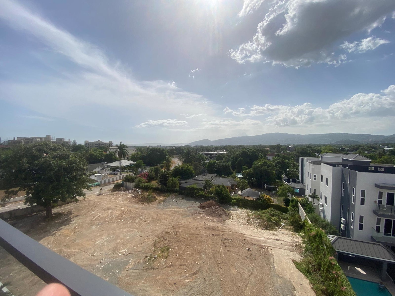 Eleventh image of 404-2 Somerton Avenue in Kingston 6, St. Andrew, Jamaica - property is For Sale