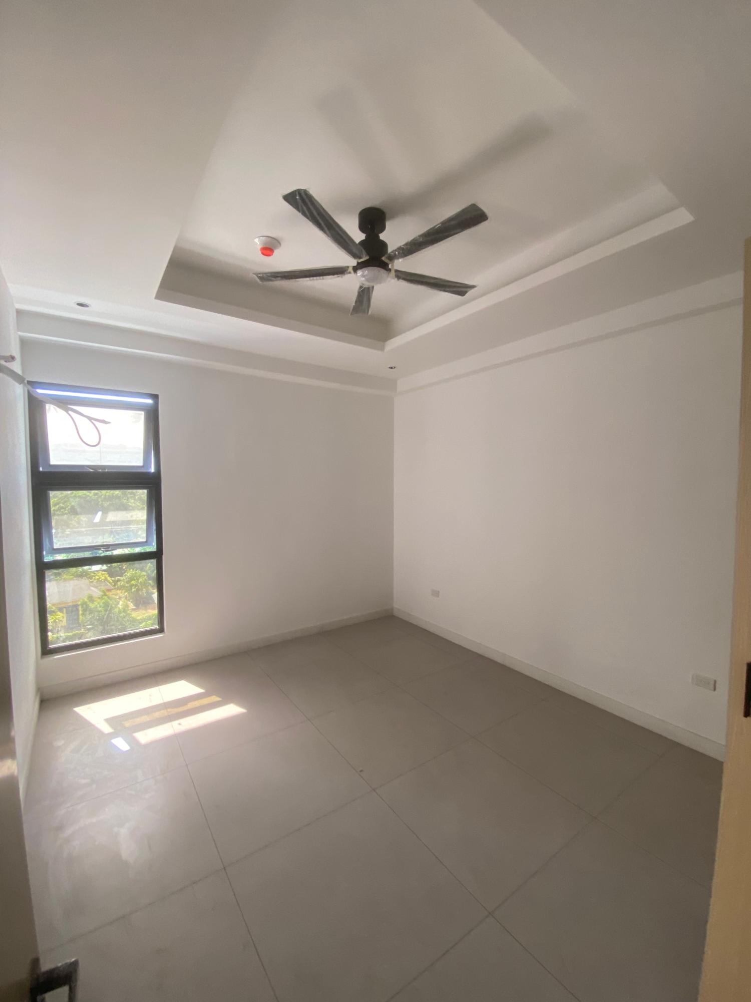 Thirteenth image of 404-2 Somerton Avenue in Kingston 6, St. Andrew, Jamaica - property is For Sale