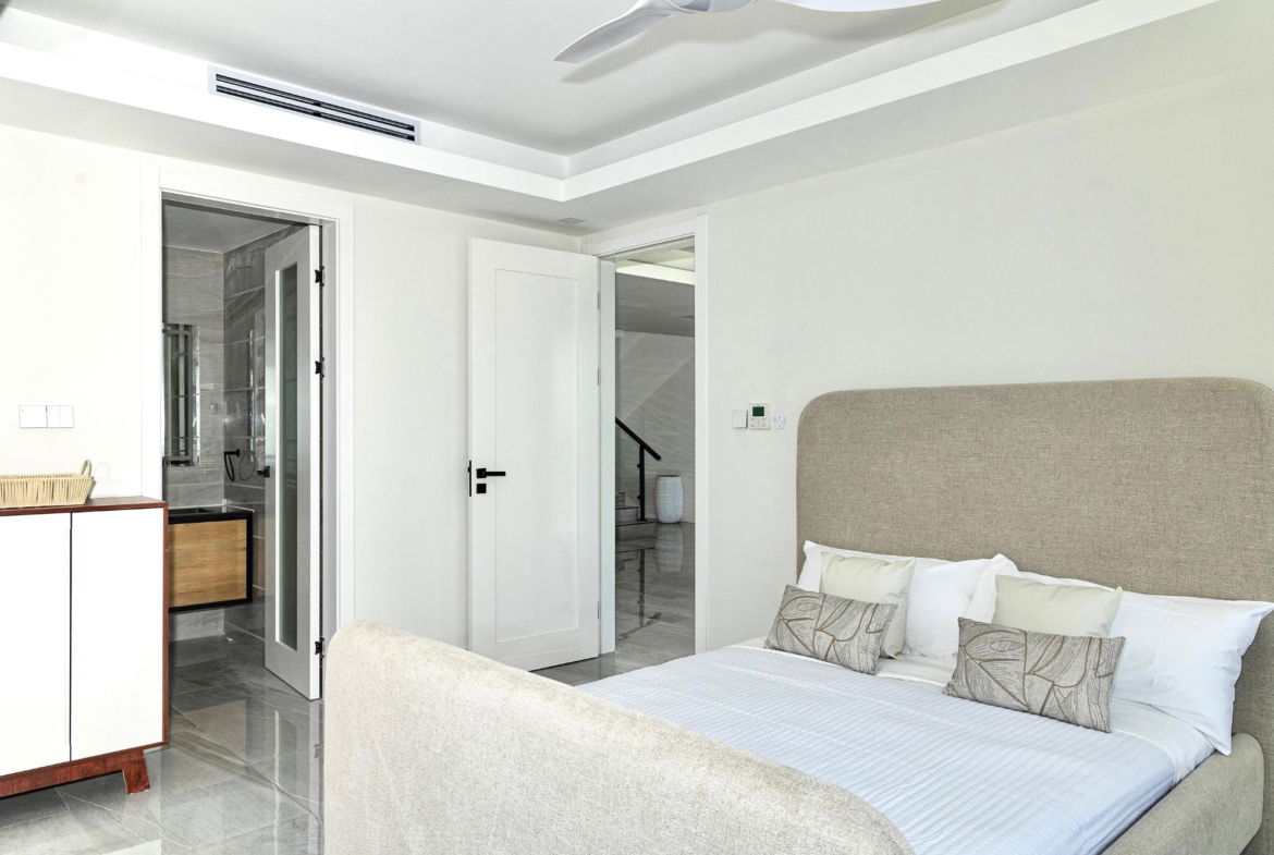 Seventh image of B-19- Spyglass, Penthouse in Kingston 6, St. Andrew, Jamaica - property is For Sale