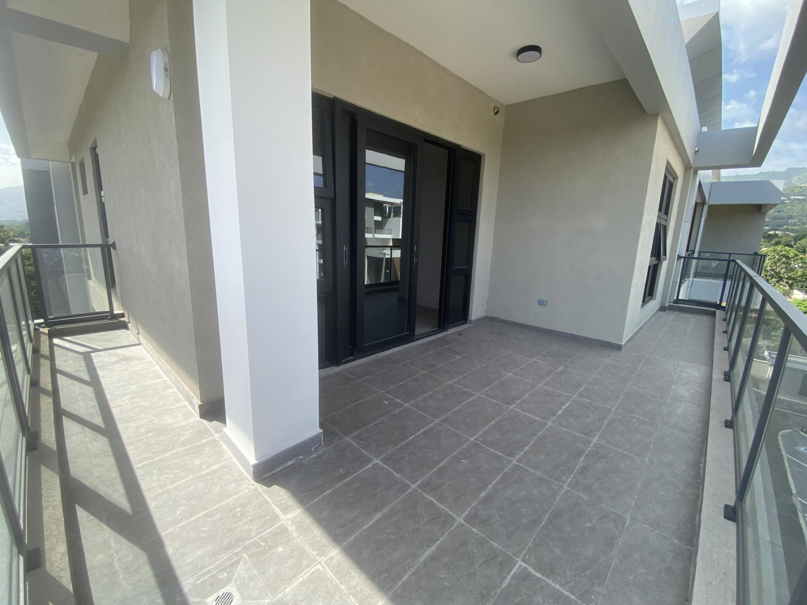 Twelfth image of 402-2 Somerton Avenue in Kingston 6, St. Andrew, Jamaica - property is For Sale