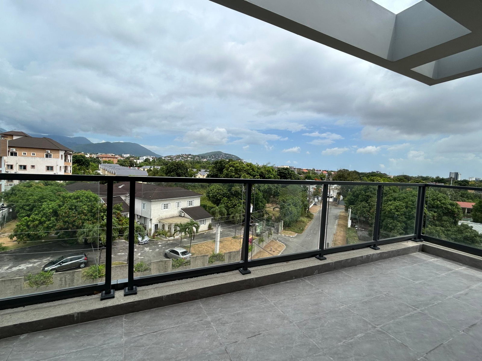 Thirteenth image of 402-2 Somerton Avenue in Kingston 6, St. Andrew, Jamaica - property is For Sale