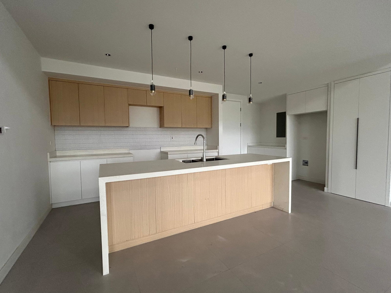 Sixth image of 402-2 Somerton Avenue in Kingston 6, St. Andrew, Jamaica - property is For Sale