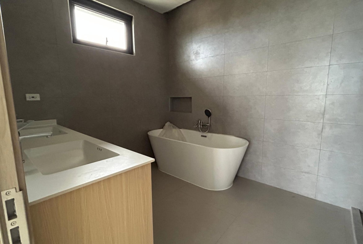 Tenth image of 402-2 Somerton Avenue in Kingston 6, St. Andrew, Jamaica - property is For Sale