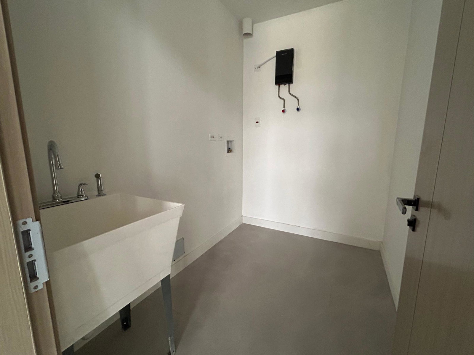 Luxury-Penthouses-for-Sale-at-Somerton-St.-Andrew-Jamaica-Modern-3-Bedroom-Apartments Sixteenth image of 403-2 Somerton Avenue in Kingston 6, St. Andrew, Jamaica - property is For Sale