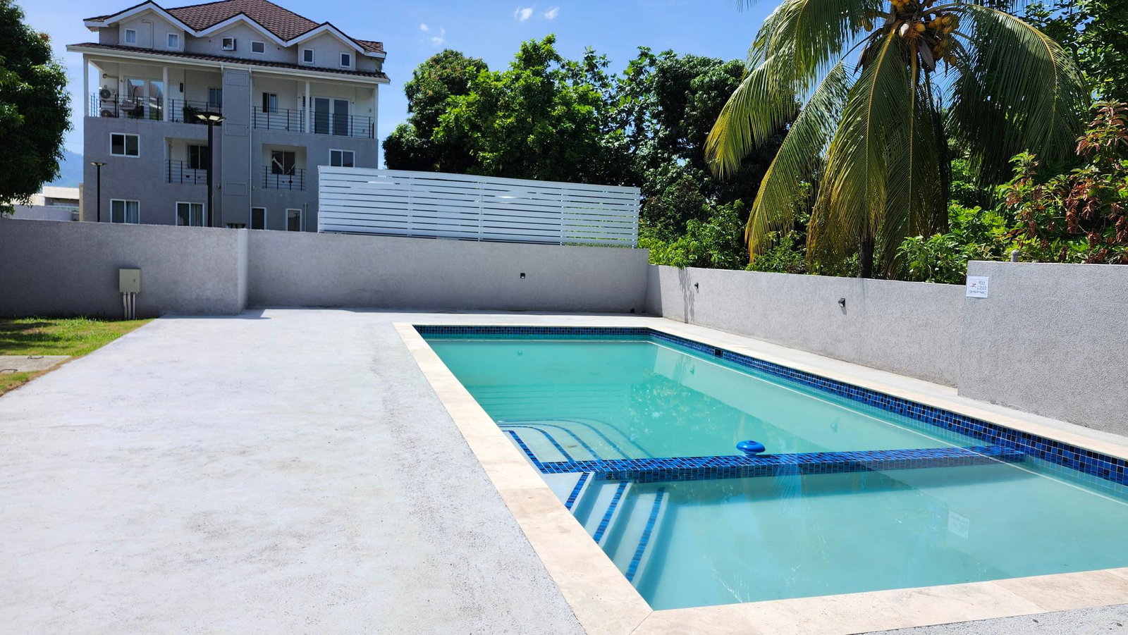 Fifth image of C7-67 Shortwood Road, Kgn 8 in Kingston 8, St. Andrew, Jamaica - property is For Rent