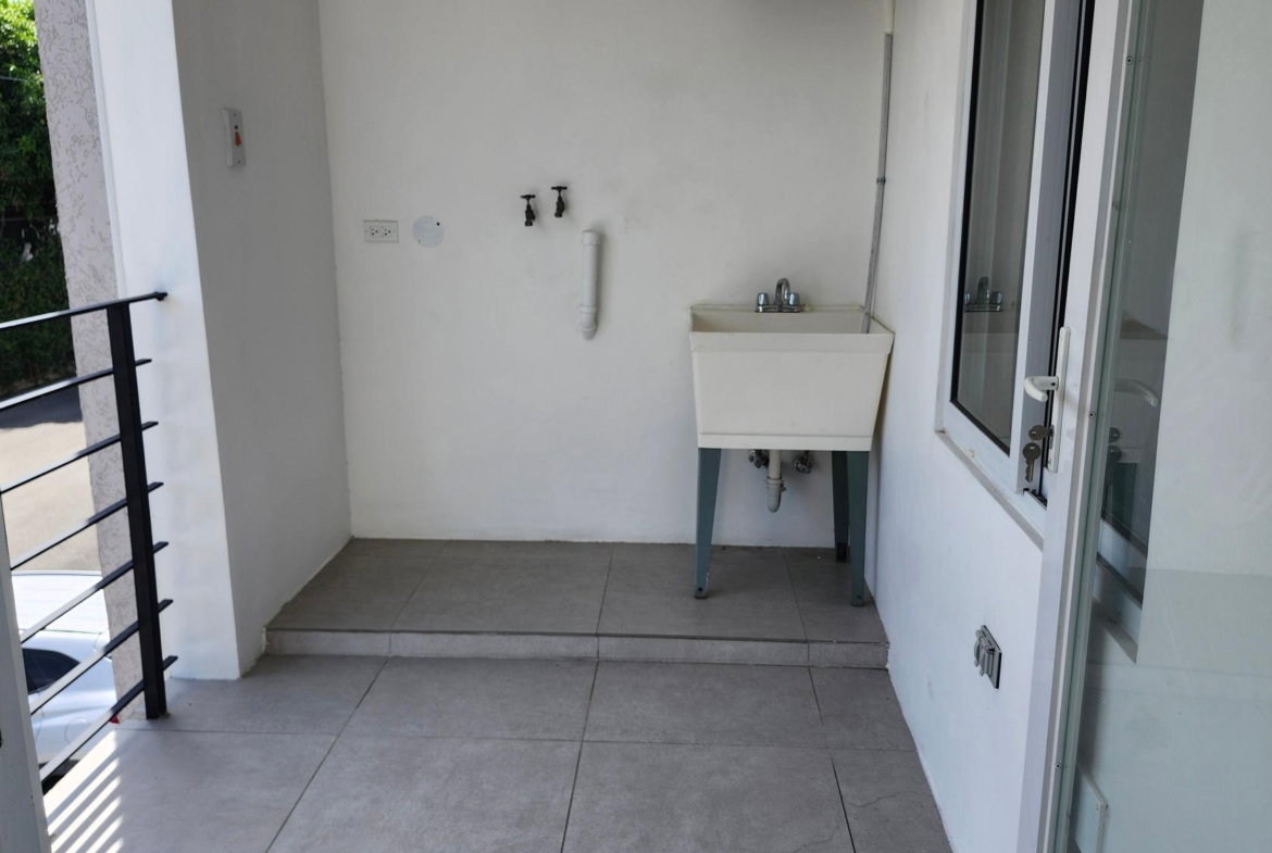 Ninth image of C7-67 Shortwood Road, Kgn 8 in Kingston 8, St. Andrew, Jamaica - property is For Rent
